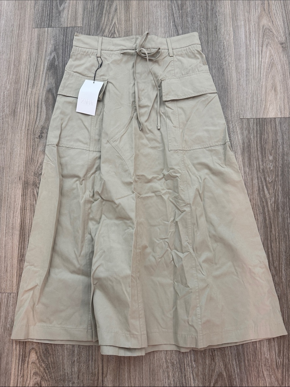 Zara Women's Utility A-Line Drawstring Skirt in Khaki XS